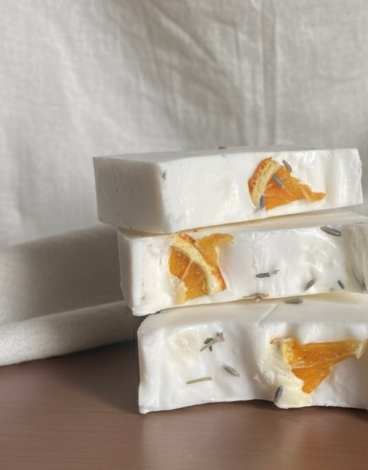 JABÓN DE COCO NARANJA Y LAVANDA