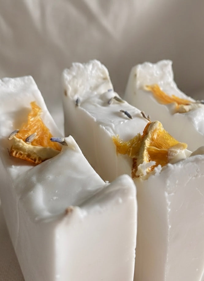 JABÓN DE COCO NARANJA Y LAVANDA